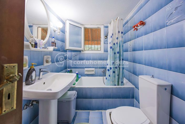 Image No.15-5 Bed House for sale