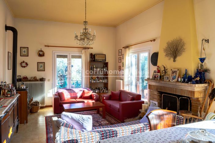 Image No.7-5 Bed House for sale