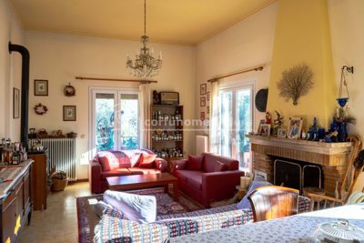 c8ef3db3-b755-4053-9865-3180f6f5a16c