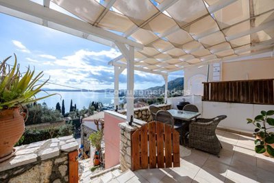 ca23f813-5183-458a-9ce2-71756fb0b176