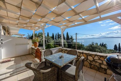 e81ed4a9-2e70-41af-8dba-6b5e19b05fee