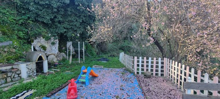 Image No.4-2 Bed House for sale