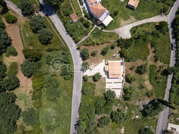 12dffcb1-dfe3-4def-8be0-2e2a7603e308