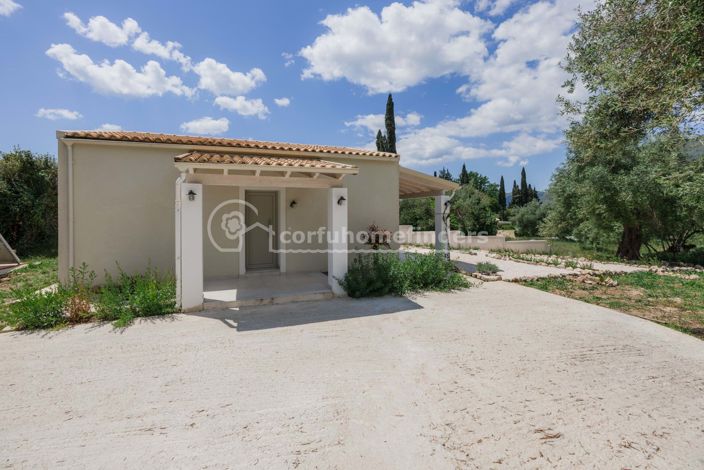 Image No.3-2 Bed House for sale