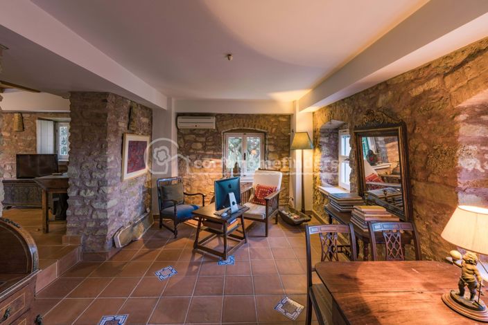 Image No.7-3 Bed House for sale