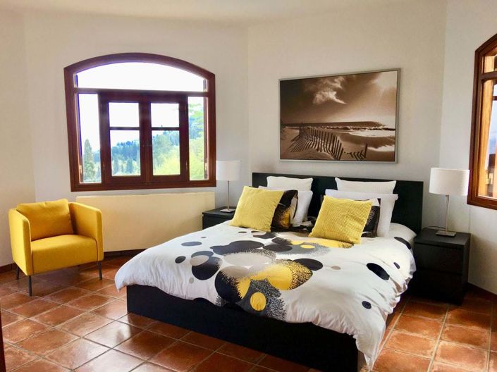Image No.8-3 Bed House for sale