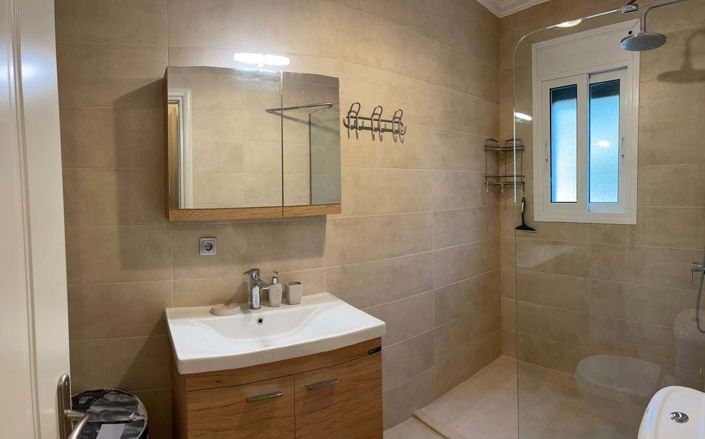 Image No.9-3 Bed House for sale