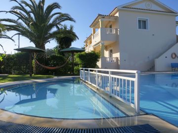 e8d5fd91-d510-4474-9c28-382f8a183632