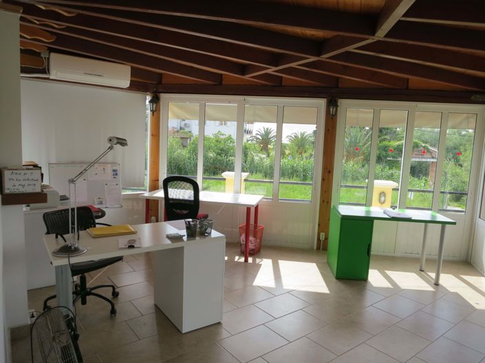 Image No.6-6 Bed House for sale