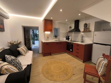 1 - Kontokali, Apartment