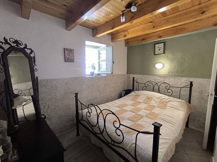 Image No.11-2 Bed House for sale