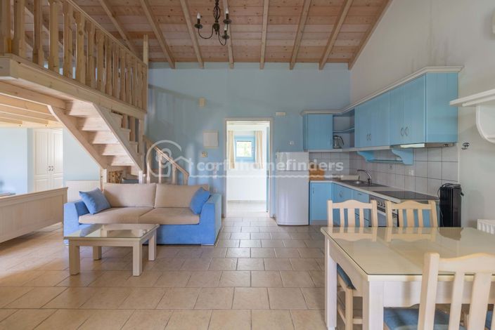 Image No.3-2 Bed House for sale