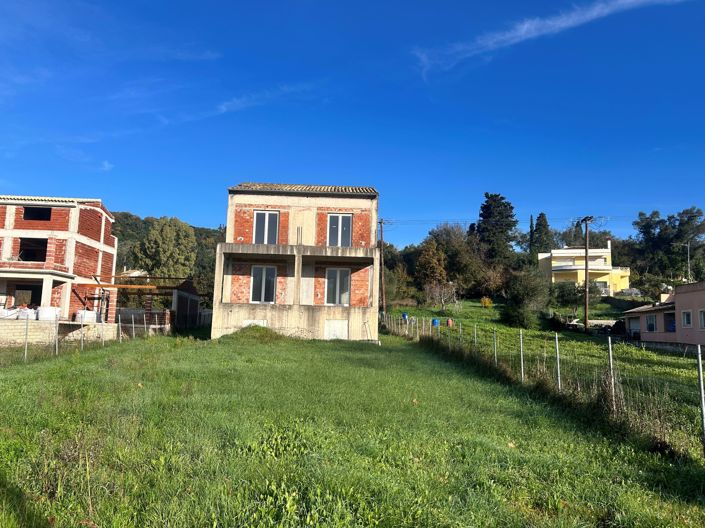 Image No.2-3 Bed House for sale