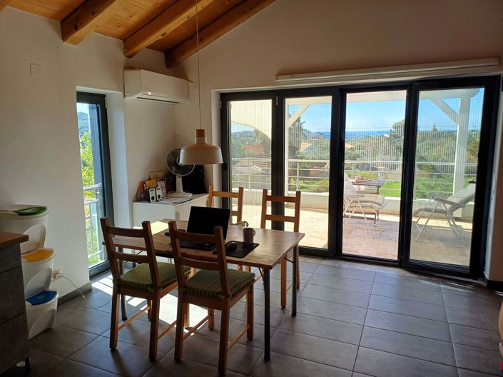 Image No.8-3 Bed House for sale