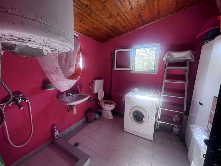 Image No.6-2 Bed House for sale