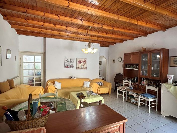 Image No.7-2 Bed House for sale