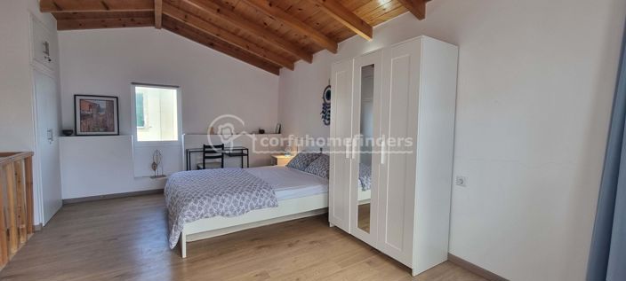 Image No.12-3 Bed House for sale