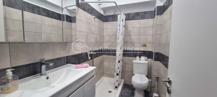 Image No.9-3 Bed House for sale