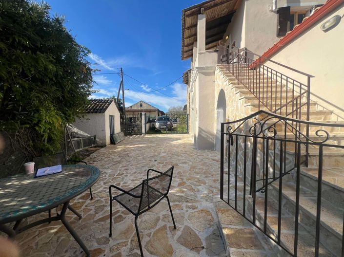 Image No.5-4 Bed House for sale