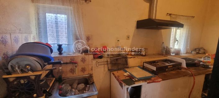 Image No.13-4 Bed House for sale