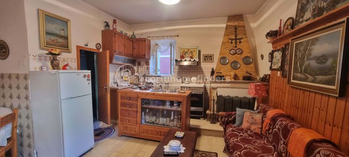 Image No.3-4 Bed House for sale