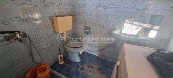 Image No.8-4 Bed House for sale