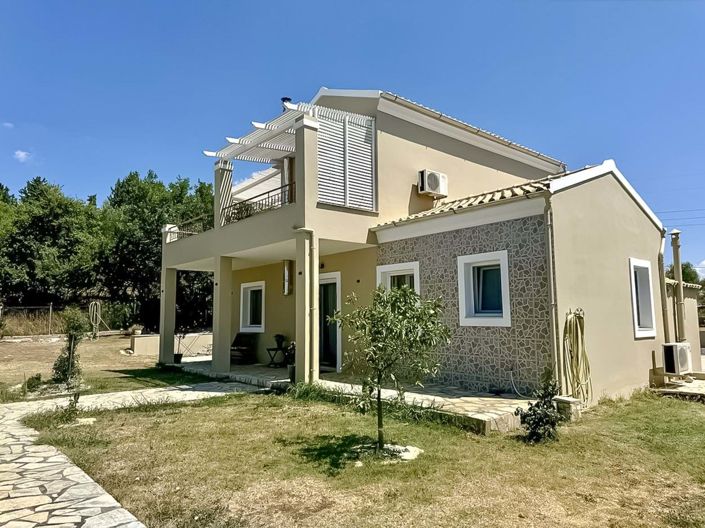 Image No.10-2 Bed House for sale