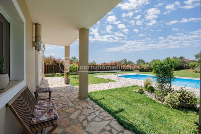 Image No.11-2 Bed House for sale