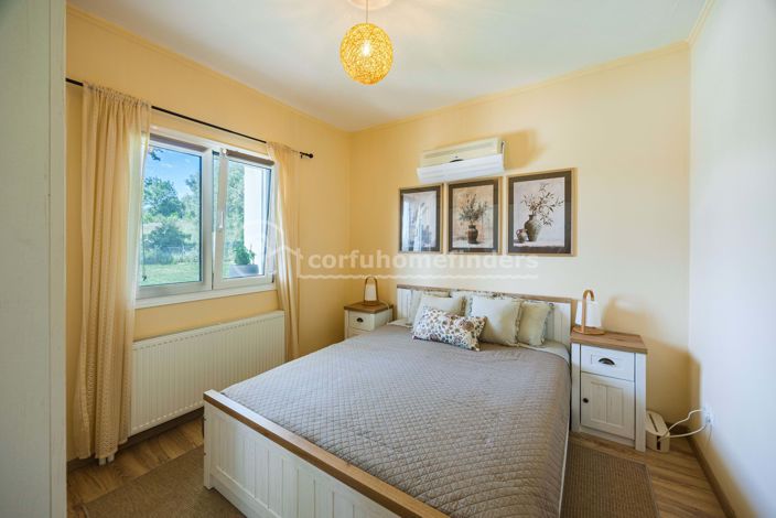 Image No.9-2 Bed House for sale