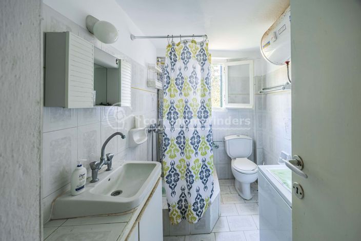 Image No.12-1 Bed House for sale