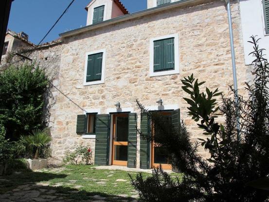 Image No.1-Chalet de 4 chambres à vendre à Murter