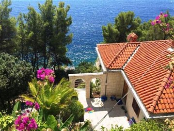 Villa / Détaché de 6 chambres à vendre à Korcula