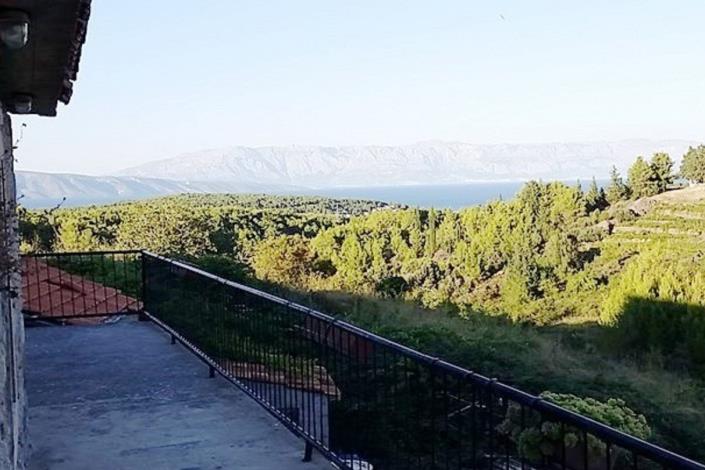 Image No.2-Maison de 3 chambres à vendre à Hvar