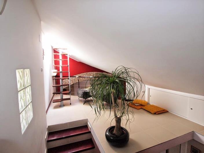 Image No.11-Appartement de 2 chambres à vendre à Split