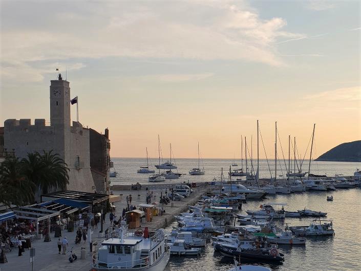 Image No.13-Appartement de 1 chambre à vendre à Komiža