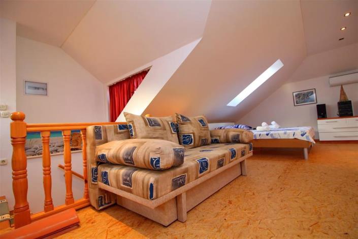 Image No.8-Villa de 4 chambres à vendre à Orebic