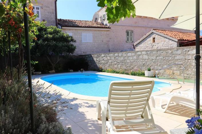 Image No.17-Villa de 4 chambres à vendre à Orebic