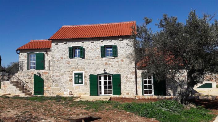 Image No.2-Villa / Détaché de 4 chambres à vendre à Hvar