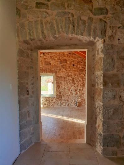 Image No.6-Villa / Détaché de 4 chambres à vendre à Hvar