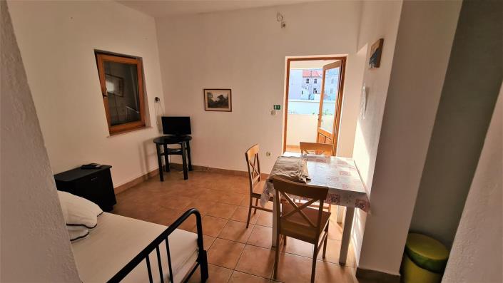 Image No.7-6 Bed House for sale