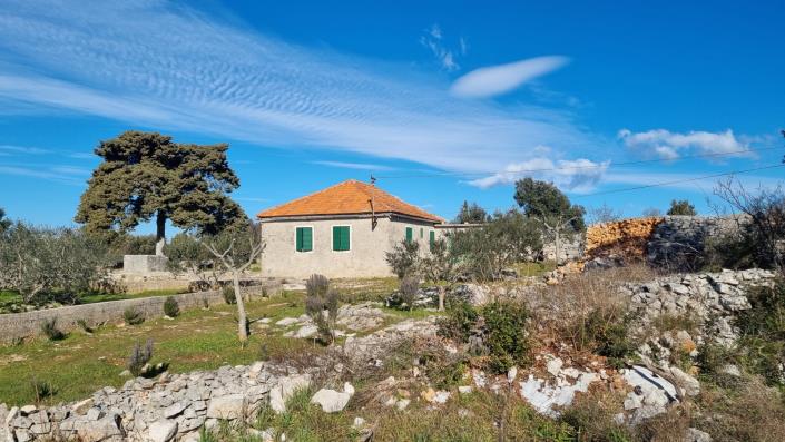Image No.1-Propriété de 2 chambres à vendre à Hvar