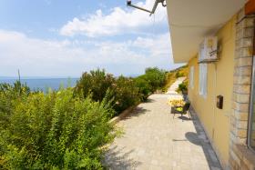 Image No.12-Villa / Détaché de 11 chambres à vendre à Makarska