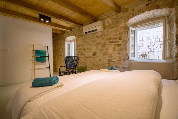 Image No.7-3 Bed Townhouse for sale