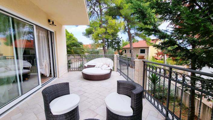 Image No.21-Villa / Détaché de 3 chambres à vendre à Jelsa