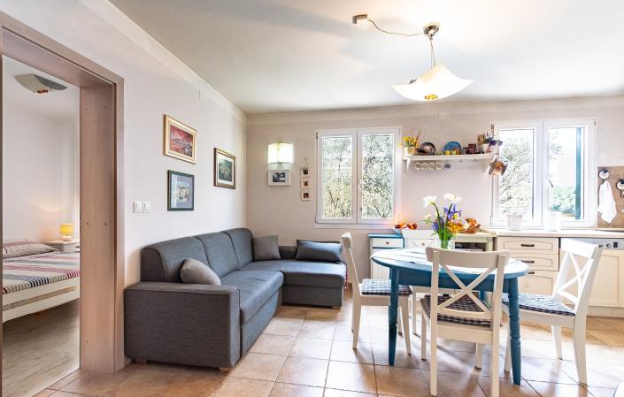 Image No.9-3 Bed House for sale