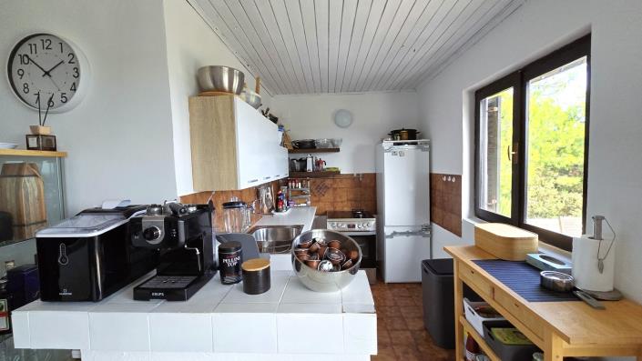 Image No.9-3 Bed House for sale