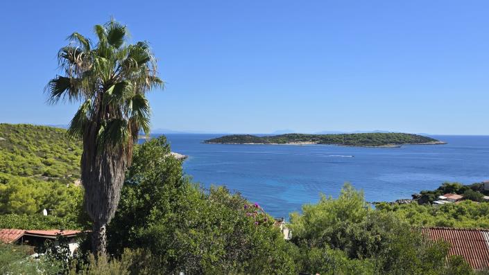 Image No.24-3 Bed House for sale