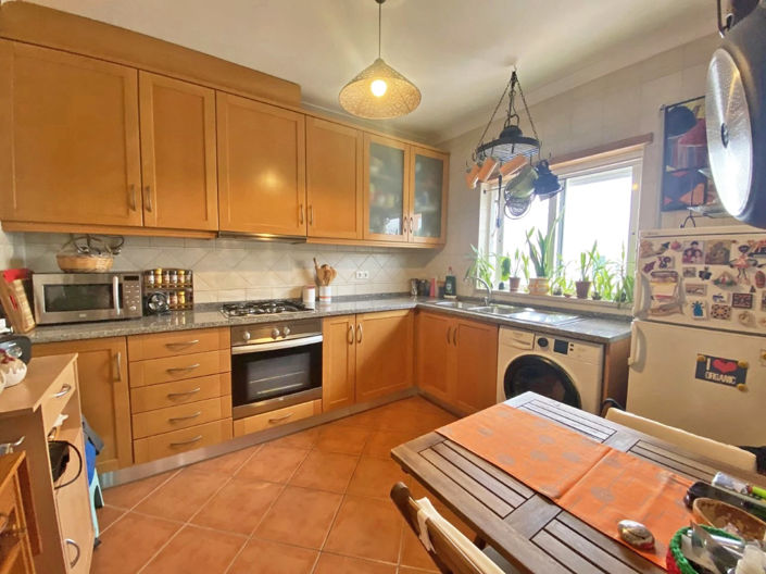 Image No.2-2 Bed House for sale