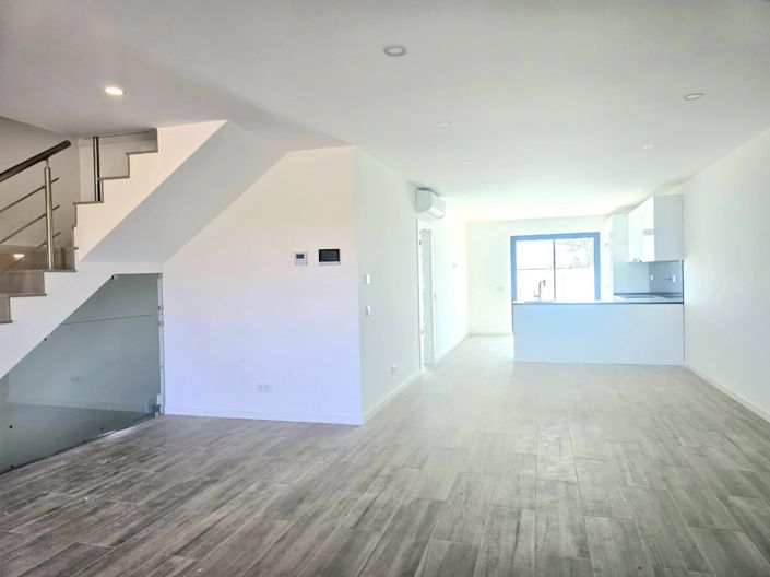 Image No.4-3 Bed Villa for sale