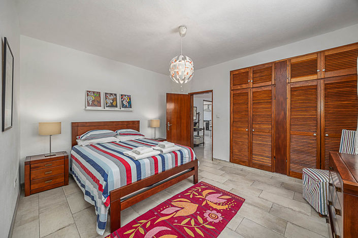 Image No.7-4 Bed House for sale